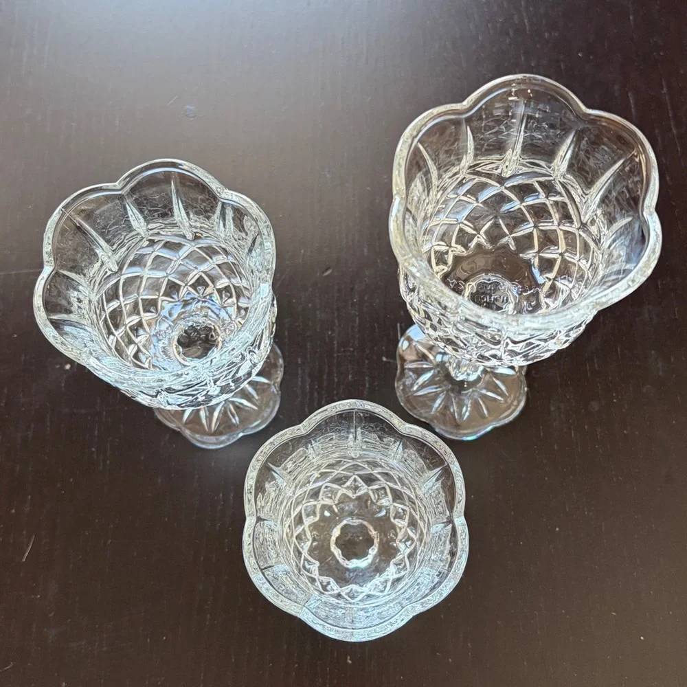HOMCO graduated Scalloped Clear votive candle holder set of 3 - Picture 3 of 8